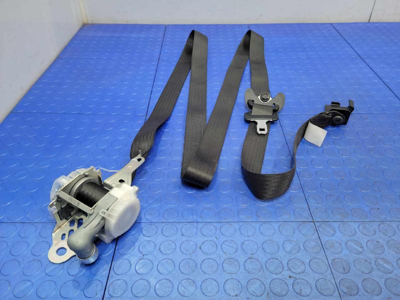 2016 Mitsubishi Lancer Front Seat Belt