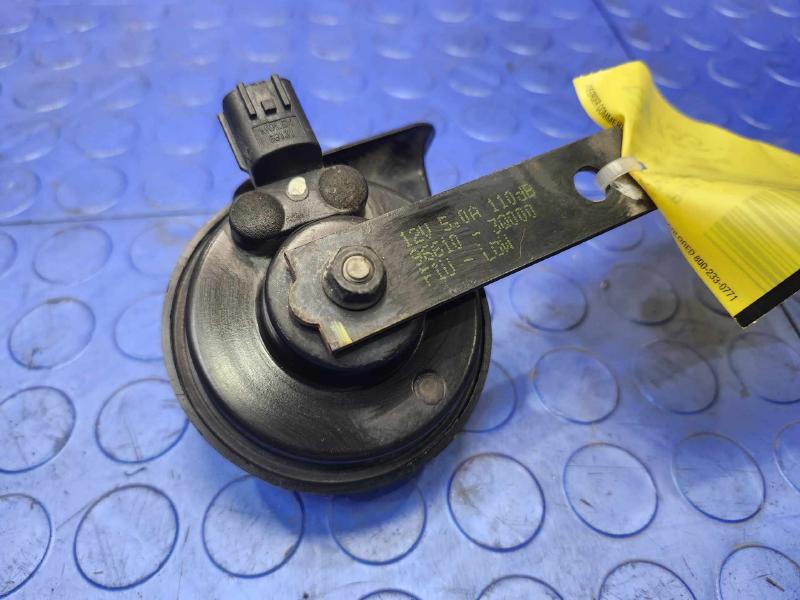 2006-2014 Hyundai Sonata Low Note Horn Assembly Genuine OEM 966103Q000