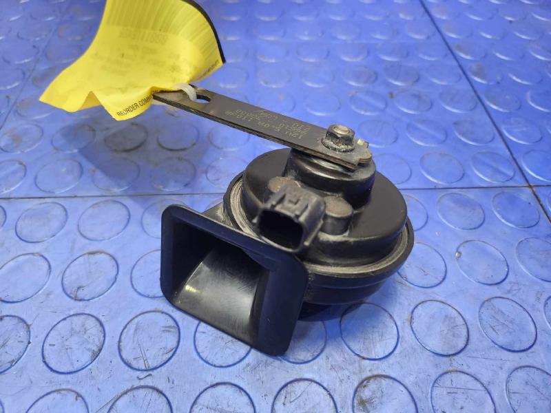 2006-2014 Hyundai Sonata Low Note Horn Assembly Genuine OEM 966103Q000