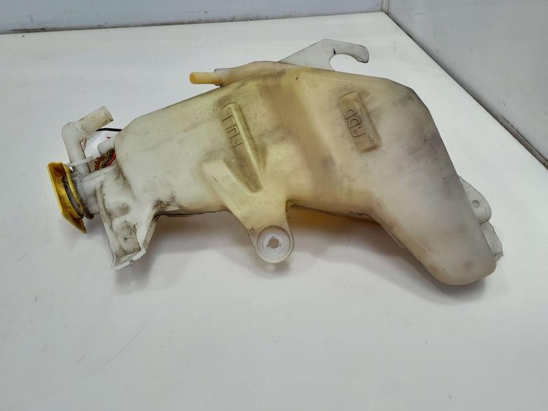 2011 - 2021 Jeep Grand Cherokee Coolant Overflow Reservoir OEM 05165708AA