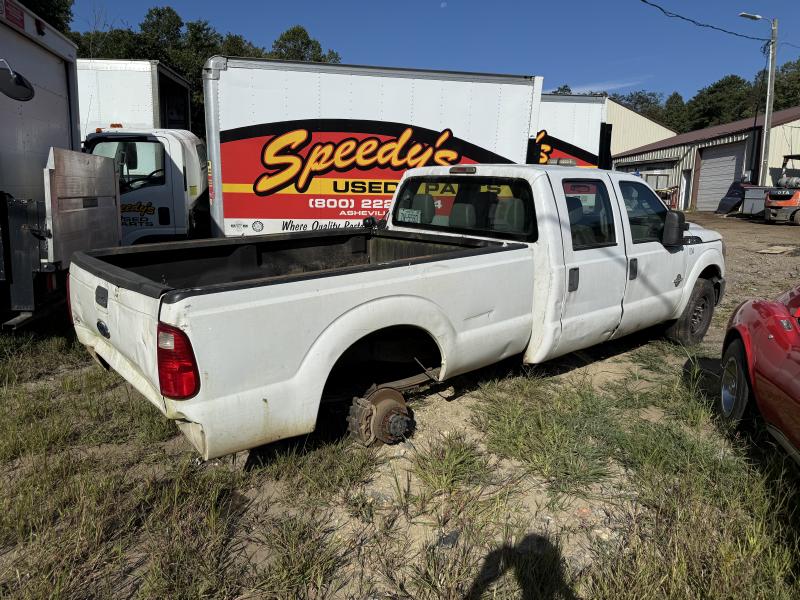 2013 Ford F-250 Super Duty Front Door Regulator