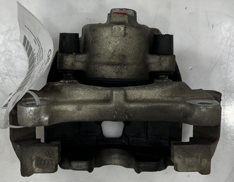 2013 Volkswagen Passat Caliper