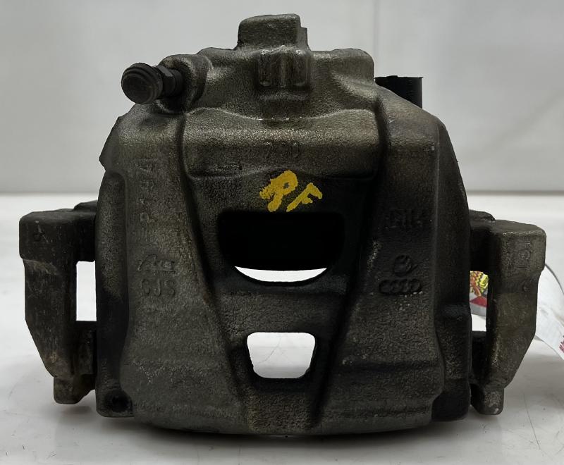 2013 Volkswagen Passat Caliper