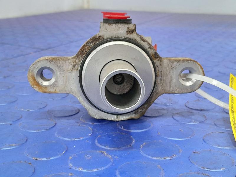 2009-2018 Jeep Wrangler JK Brake Master Cylinder Assembly OEM 68057474AC