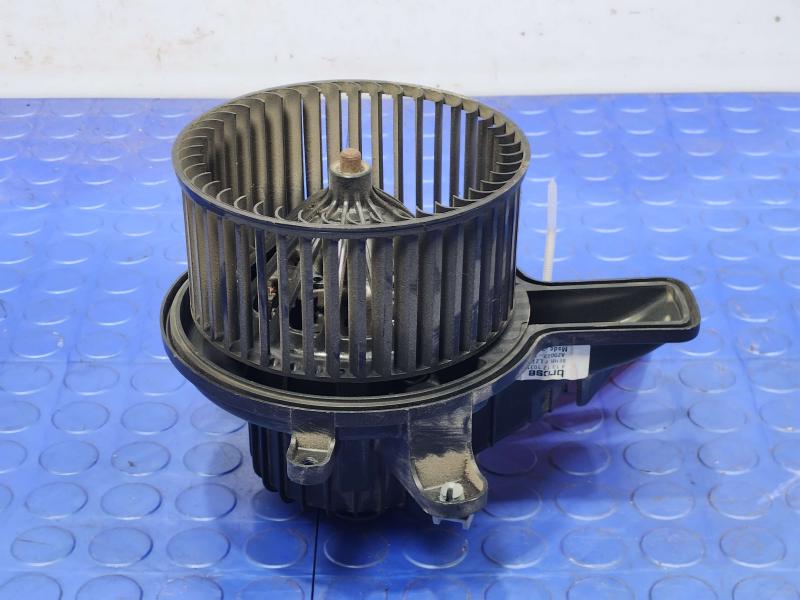 2012 GMC Yukon Blower Motor