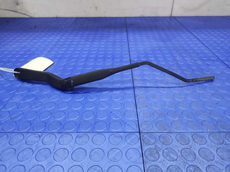 2010 Dodge Ram 1500 Wiper Arm