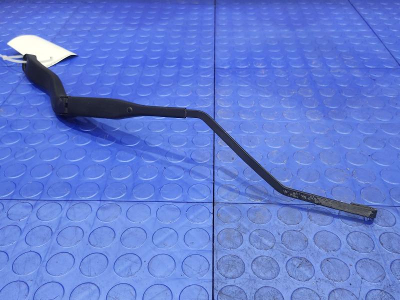 2010 Dodge Ram 1500 Wiper Arm