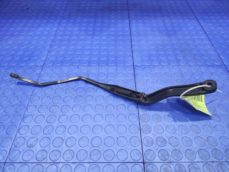2010 Dodge Ram 1500 Wiper Arm