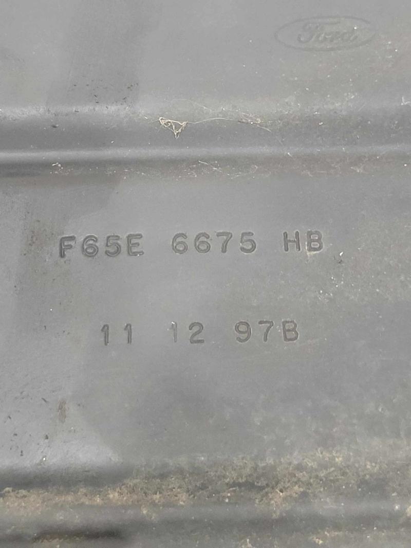1998 Ford F-150 Oil Pan