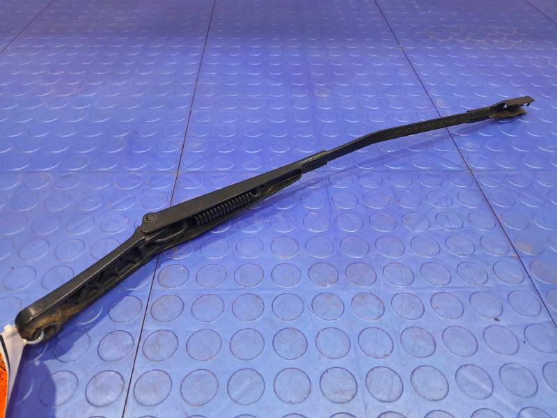 2014 Audi A7 Wiper Arm
