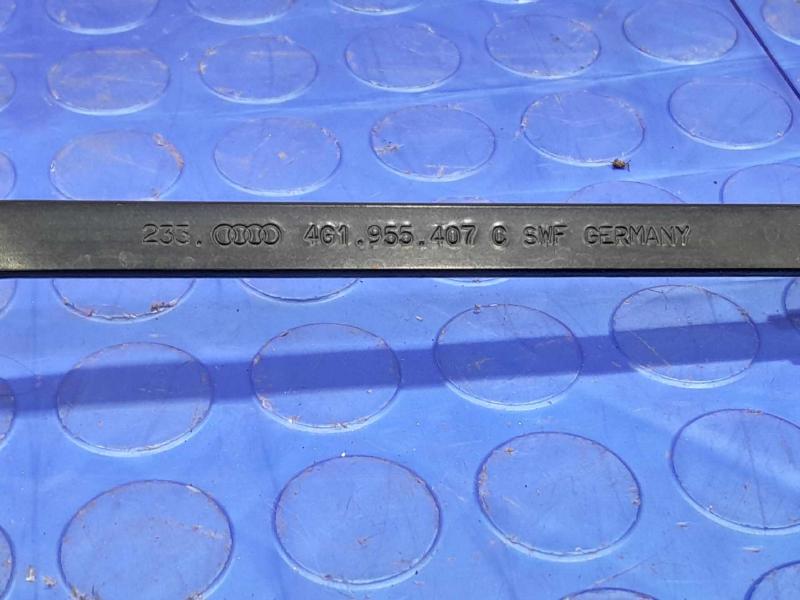 2014 Audi A7 Wiper Arm