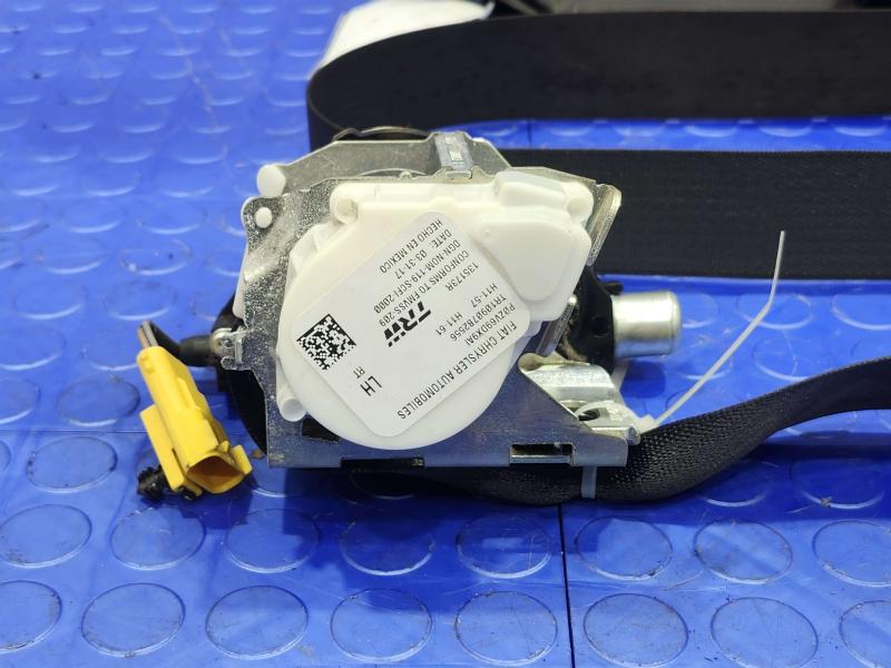 2017 Dodge Grand Caravan Front Seat Belt