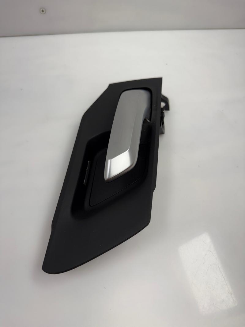 2019 Ram 1500 Inside Door Handle