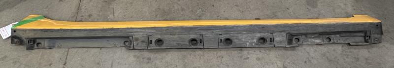 2013 Toyota Prius Rocker Moulding