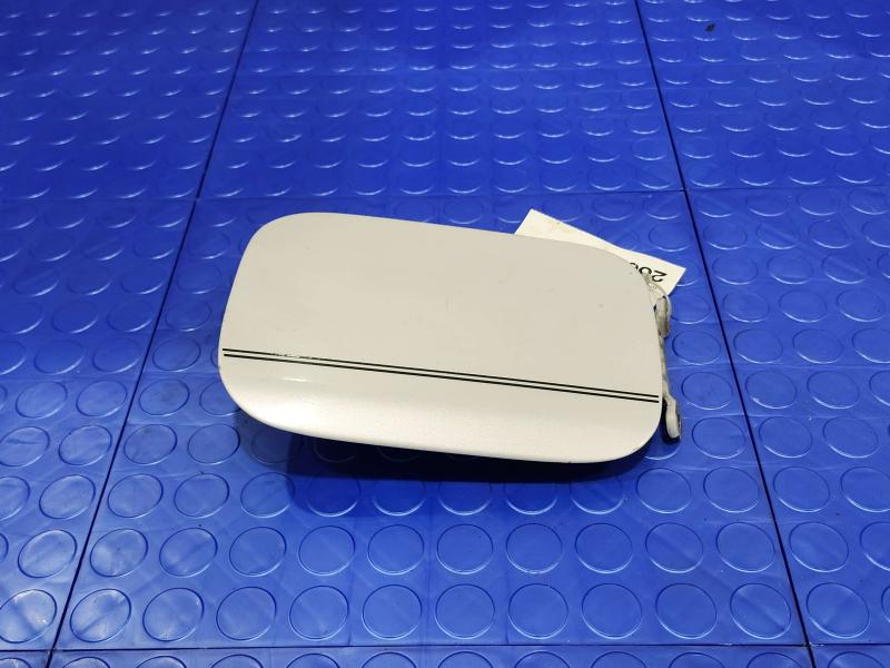 2008 Lexus LS 460 Fuel Tank Door