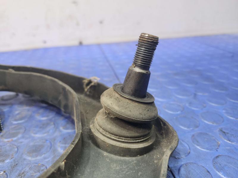 2014 Dodge Durango Upper Control Arm Front
