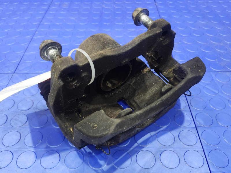 2015 Nissan Rogue Caliper