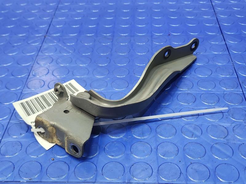 2014 Subaru Forester Hood Hinge