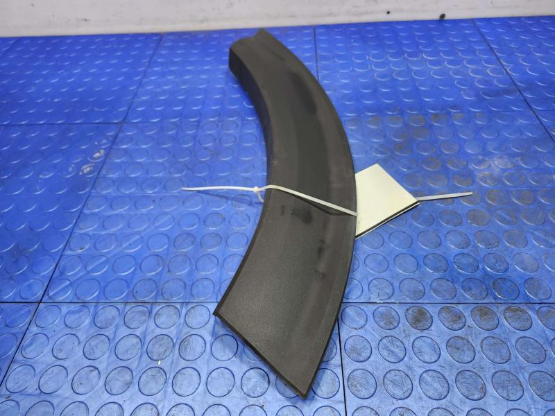 2021 Ford Explorer Wheel Opening Moulding