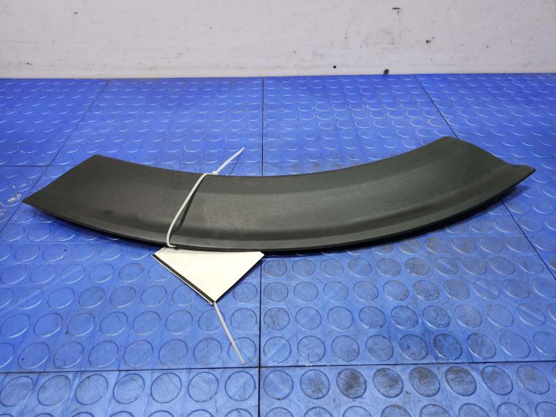 2021 Ford Explorer Wheel Opening Moulding