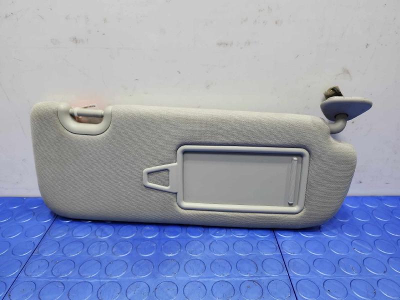2013 Hyundai Santa Fe Sun Visor