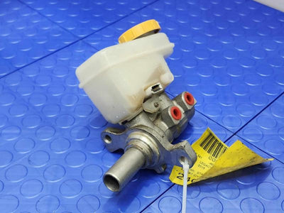 2015-2017 Subaru Outback Legacy 2.5L CVT Brake Master Cylinder Assembly OEM 26449FJ010