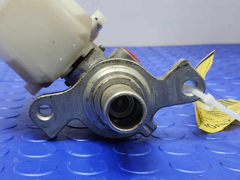 2015-2017 Subaru Outback Legacy 2.5L CVT Brake Master Cylinder Assembly OEM 26449FJ010