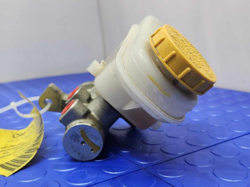 2015-2017 Subaru Outback Legacy 2.5L CVT Brake Master Cylinder Assembly OEM 26449FJ010