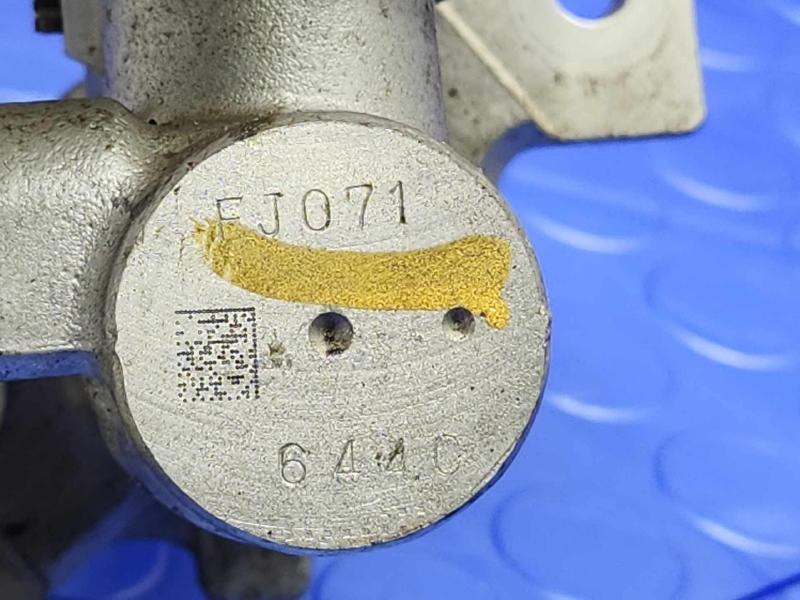 2015-2017 Subaru Outback Legacy 2.5L CVT Brake Master Cylinder Assembly OEM 26449FJ010