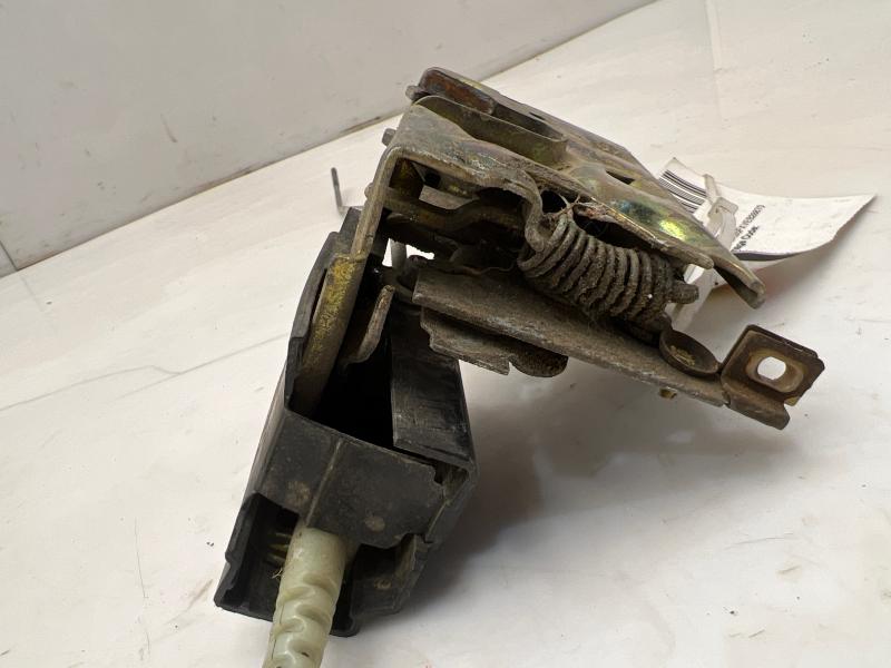 1997 Ford F-350 Front Door Latch