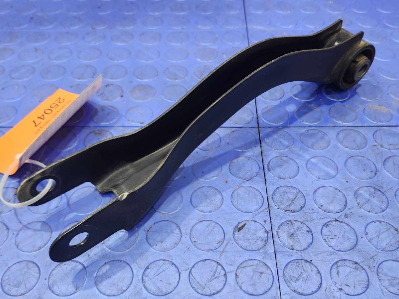 2015 Subaru Forester Lower Control Arm Rr