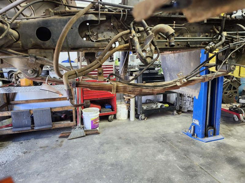 1988-1993 Isuzu NPR 3.9L Diesel OEM 7 Leaf Front Leaf Spring Assembly Genuine