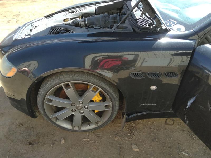 2011 Maserati Quattroporte Fender
