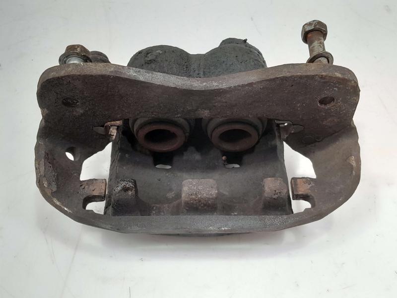 1992 Toyota Previa Caliper