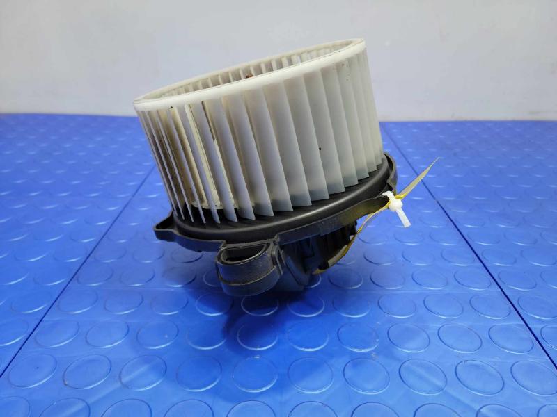 2013 Hyundai Santa Fe Blower Motor