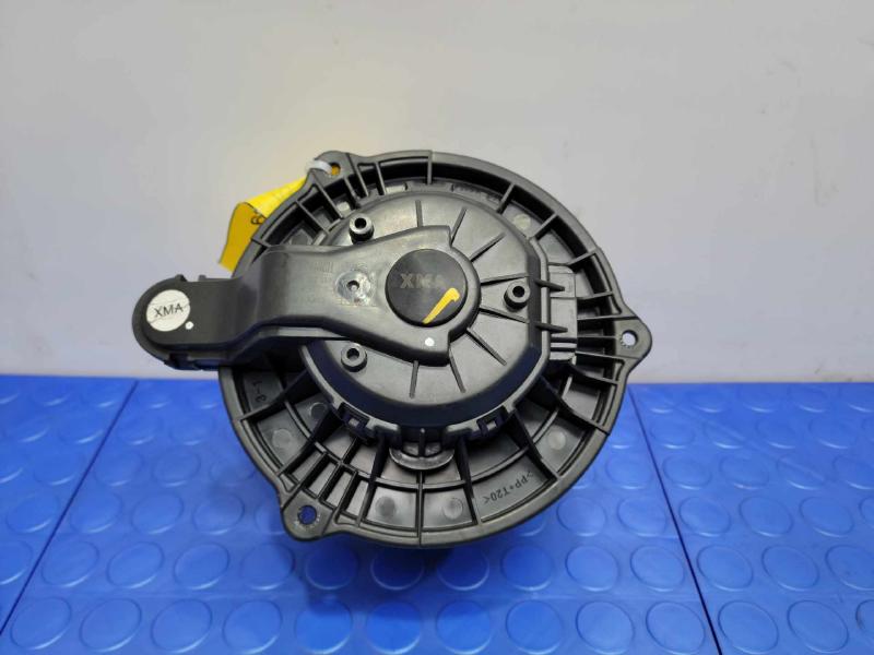 2013 Hyundai Santa Fe Blower Motor