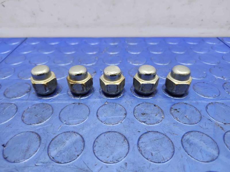 2017 Mazda Mazda3 Lug Nuts