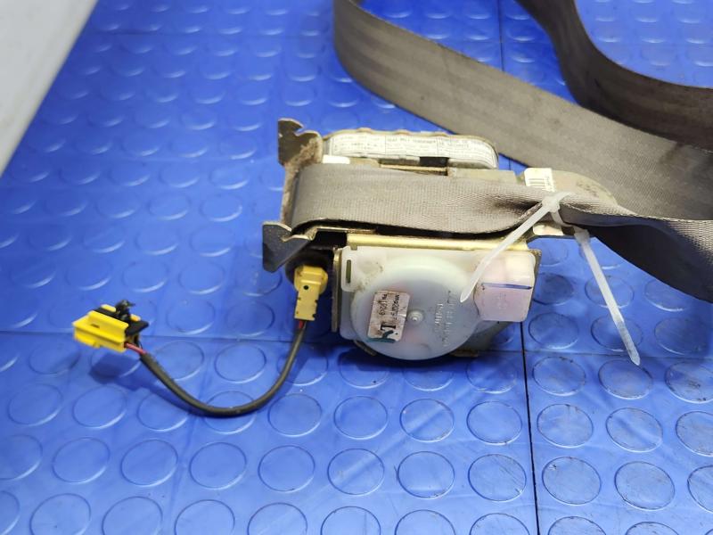 2002 Dodge Ram 1500 Front Seat Belt
