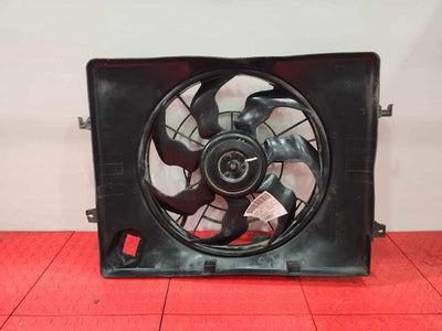 2012-2013 Kia Optima 2.4L Engine Cooling Fan Assembly Genuine OEM 253803Q170