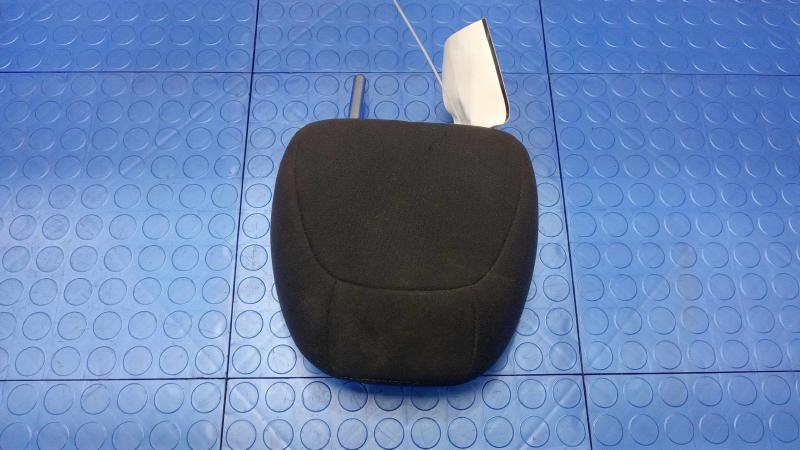 2015 Nissan Rogue Headrest
