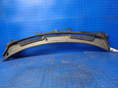 2003 - 2014 Volvo XC90 Cowl Grille Assembly OEM 30754348