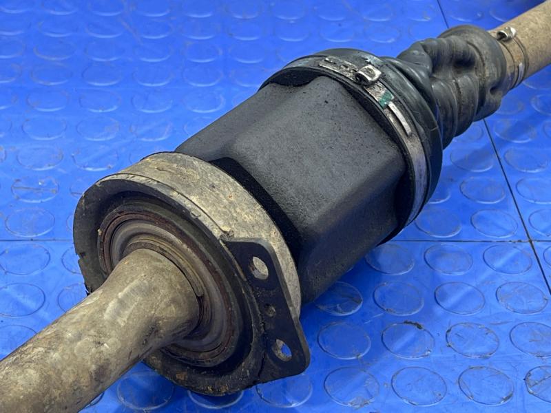2011 Ford Explorer Axle Shaft