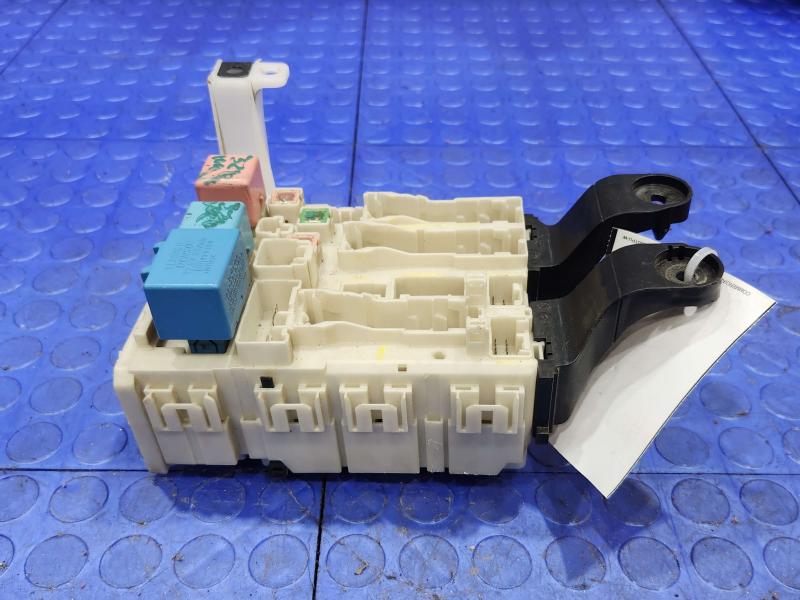 2011 Toyota Corolla Cabin Fuse Box