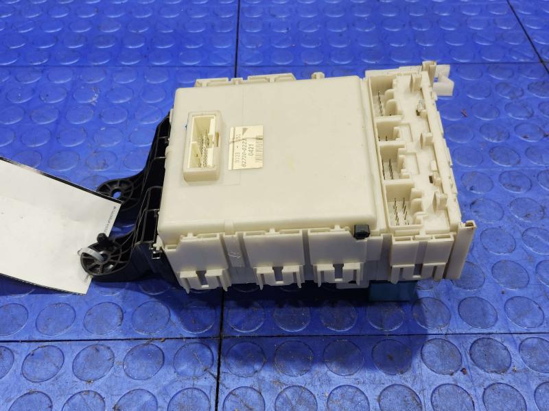 2011 Toyota Corolla Cabin Fuse Box