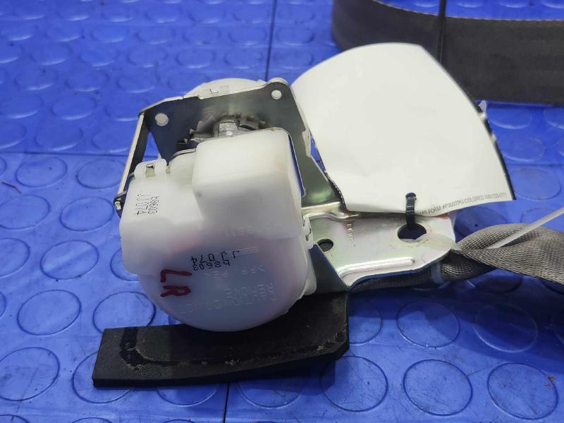 2008 Infiniti G35 Rear Seat Belt