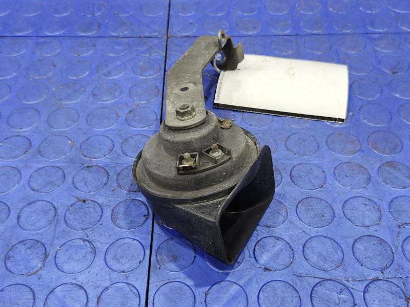 2013 Chrysler 300 Horn