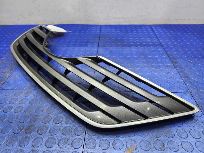 2007 Toyota Camry Grille