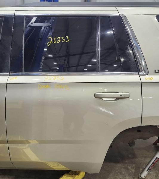 2015 Chevrolet Tahoe Rear Door