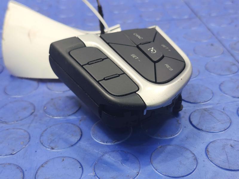 2018-2021 Jeep Compass Cruise Control Switch Genuine OEM 5YL22LXHAB