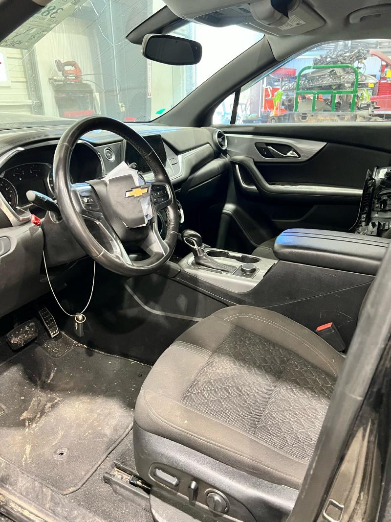2019 Chevrolet Blazer Front Door Regulator